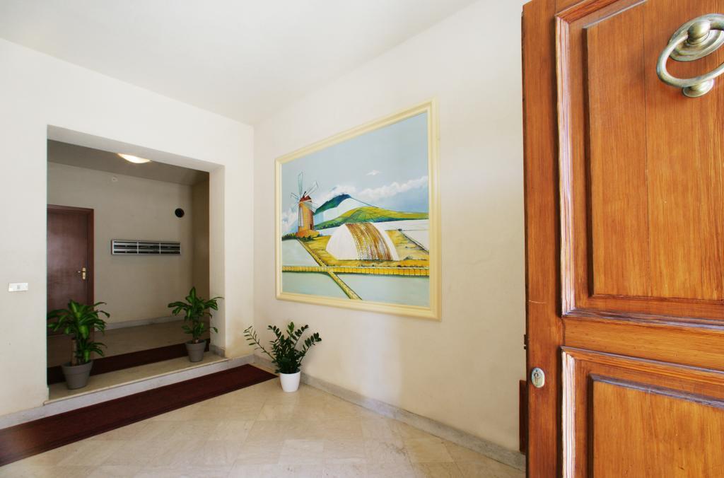 Scudaniglio Apartments Trapani Oda fotoğraf