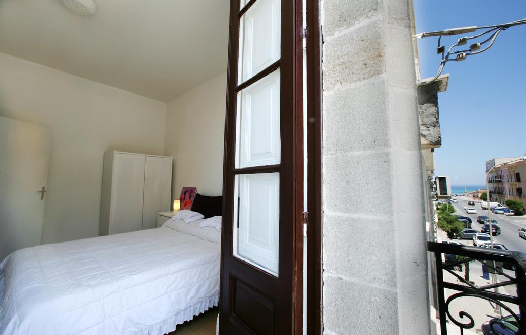 Scudaniglio Apartments Trapani Oda fotoğraf