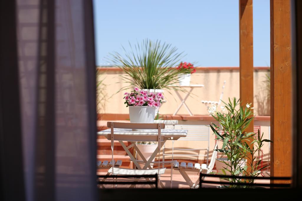 Scudaniglio Apartments Trapani Oda fotoğraf